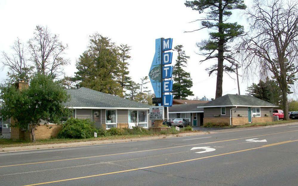 Forest Lake Motel Гранд-Рапидс Экстерьер фото